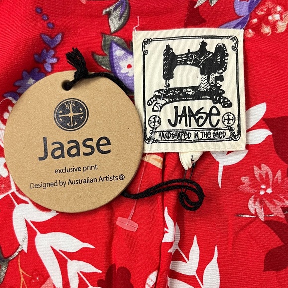 Jaase Red and White Floral Top/Jacket size large - Picture 2 of 11